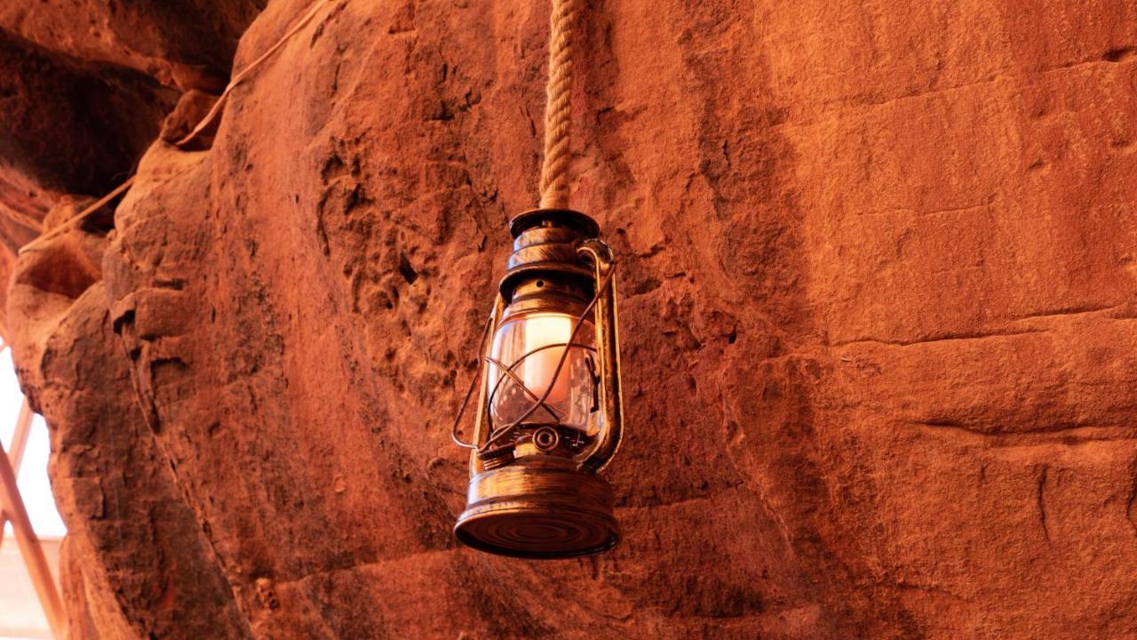 Wadi Rum Meteorite Camp Exterior foto