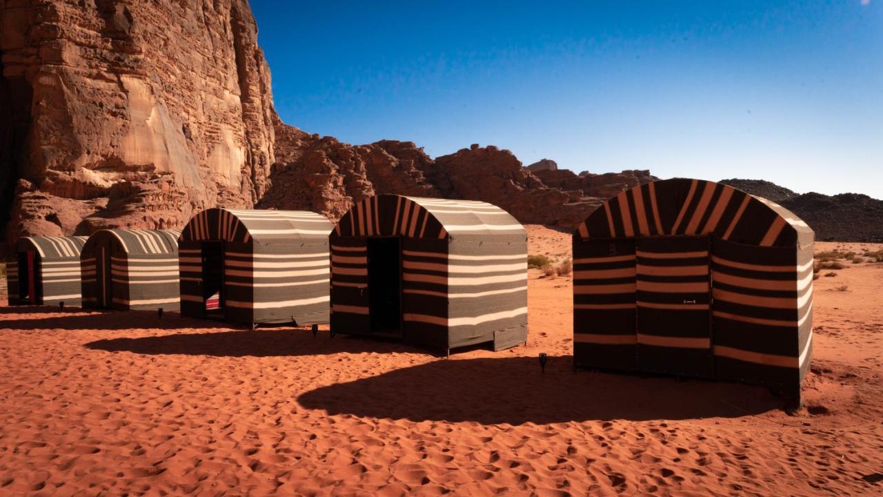 Wadi Rum Meteorite Camp Exterior foto