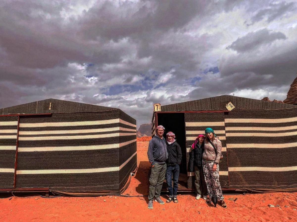 Wadi Rum Meteorite Camp Exterior foto